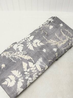 Pottery Barn Shadow Floral percale duvet king